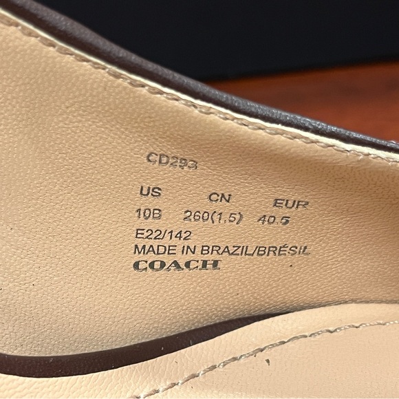 Coach Skylar Signature Pump - Picture 4 of 7